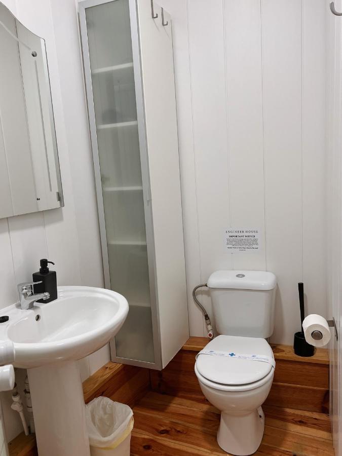 Engineer Lane House Hotel Гибралтар Екстериор снимка