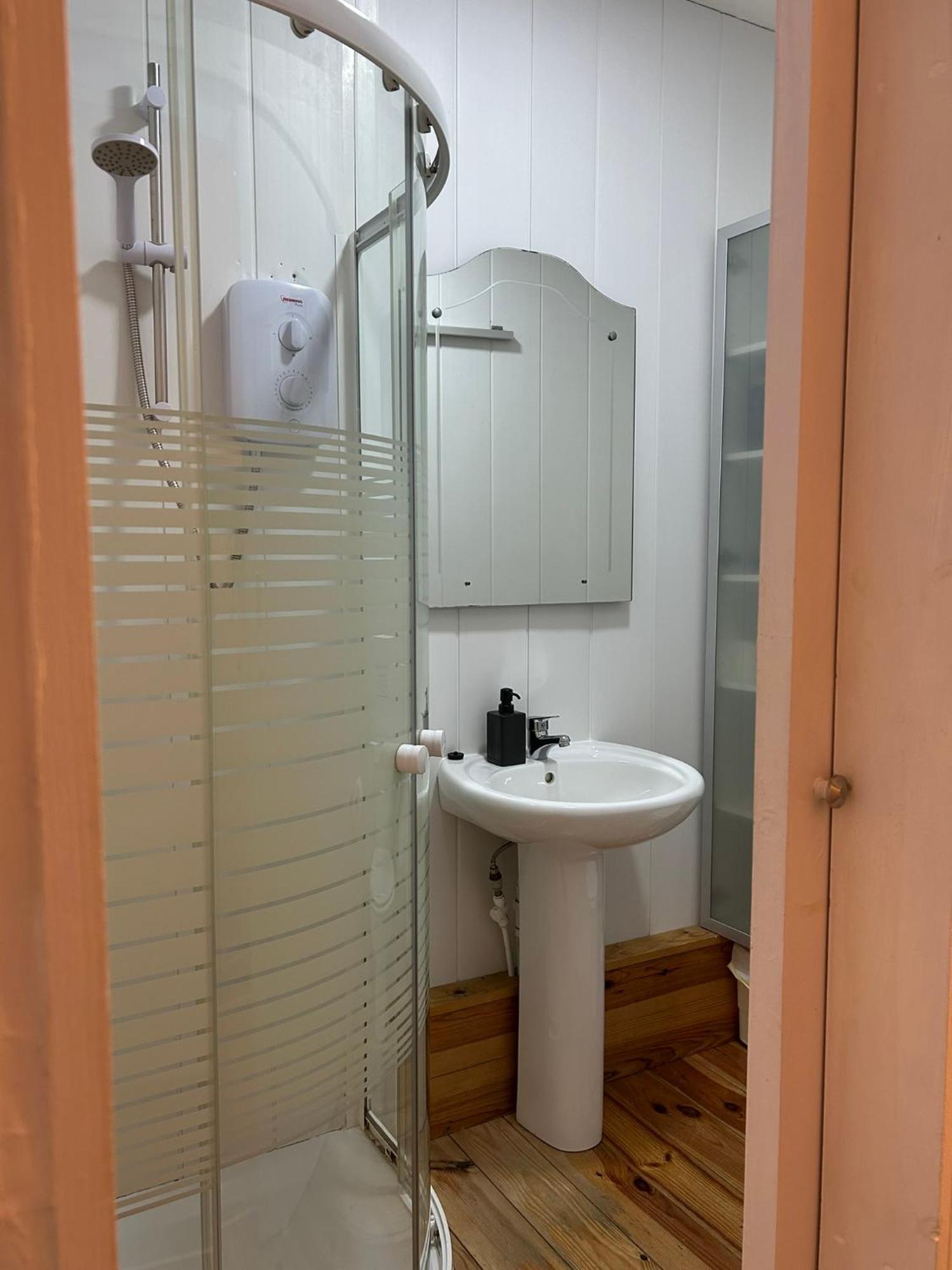 Engineer Lane House Hotel Гибралтар Екстериор снимка